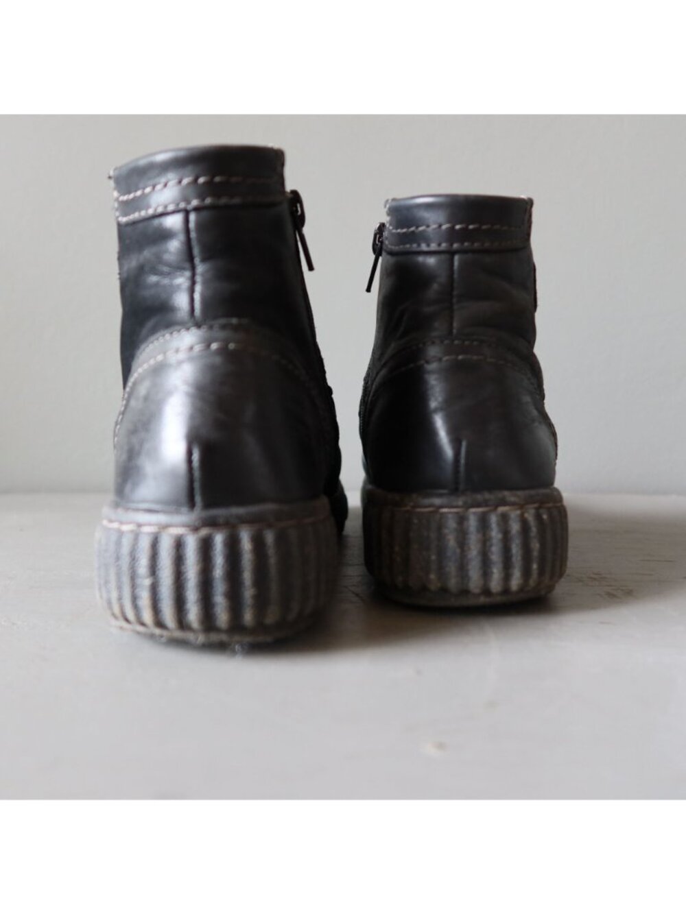 Clarks Shoes Black Leather Ankle Boots Women's Size 5.5 - Picture 6 of 12
